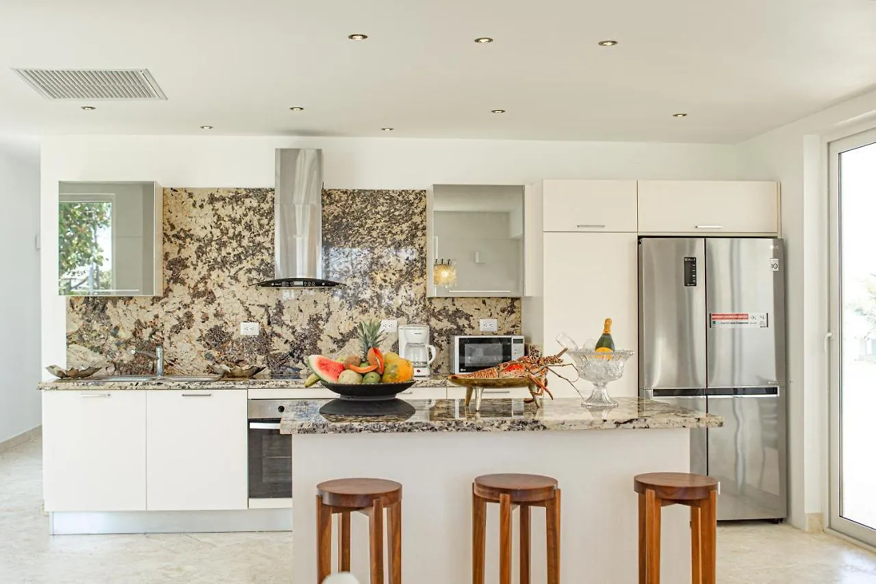 Peninsula Esmeralda Luxury Villas 普拉塔港 0*,