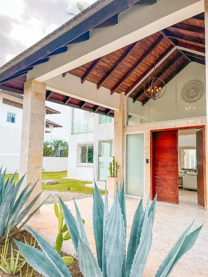 Peninsula Esmeralda Luxury Villas 普拉塔港