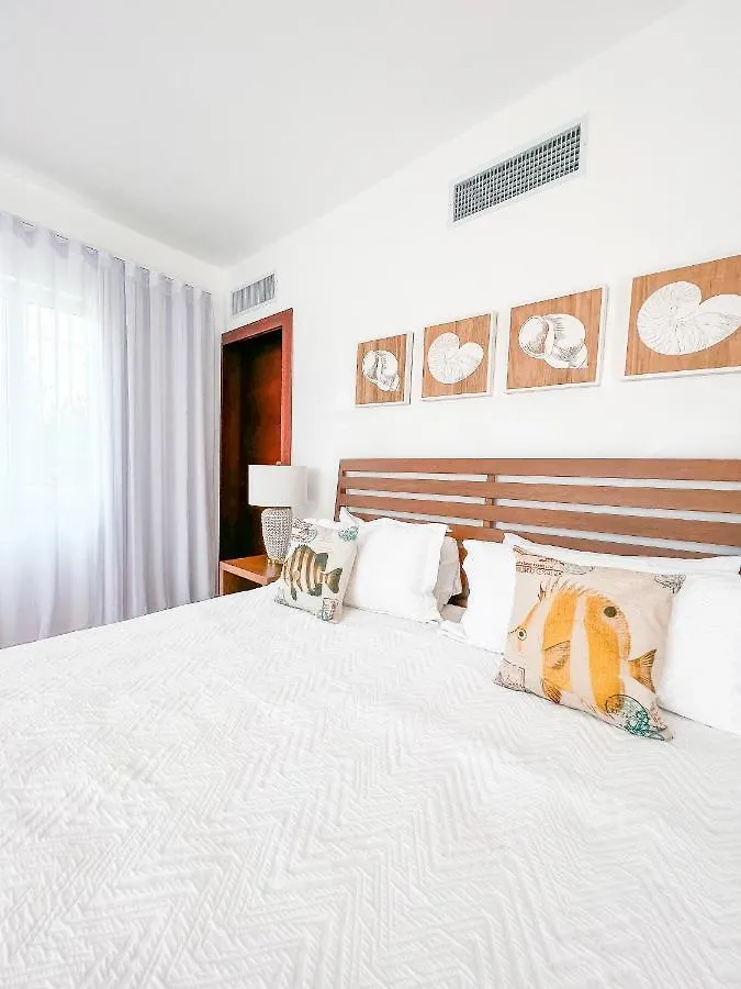 Peninsula Esmeralda Luxury Villas 普拉塔港
