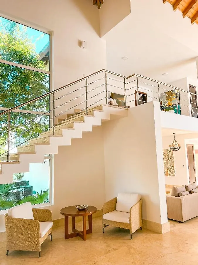 Peninsula Esmeralda Luxury Villas 普拉塔港