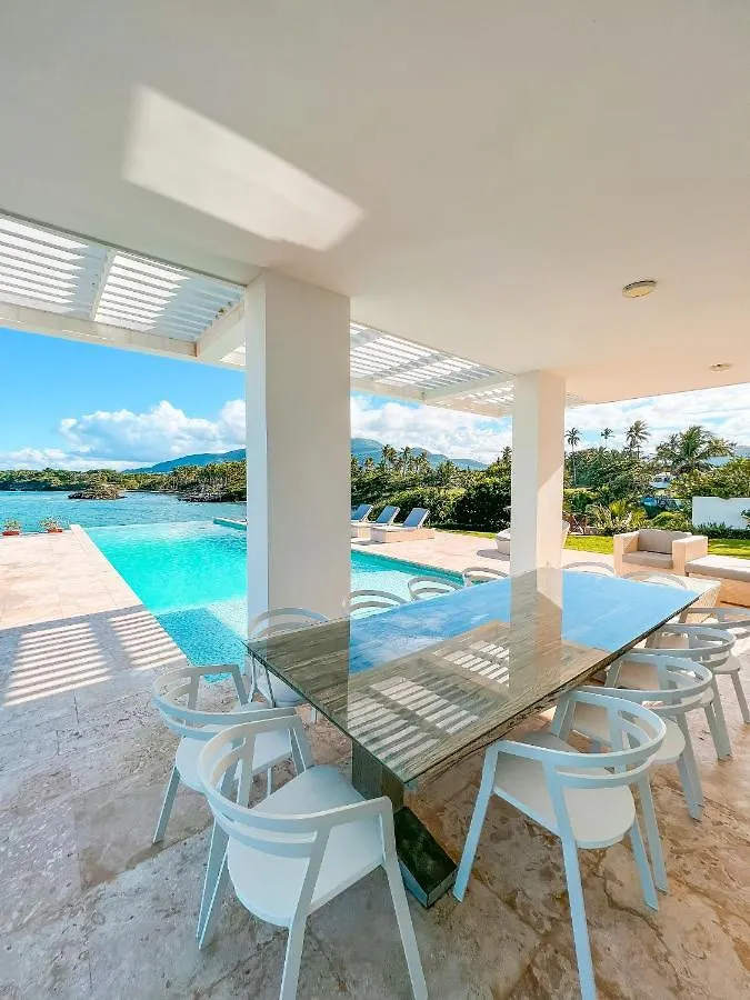 Peninsula Esmeralda Luxury Villas 普拉塔港
