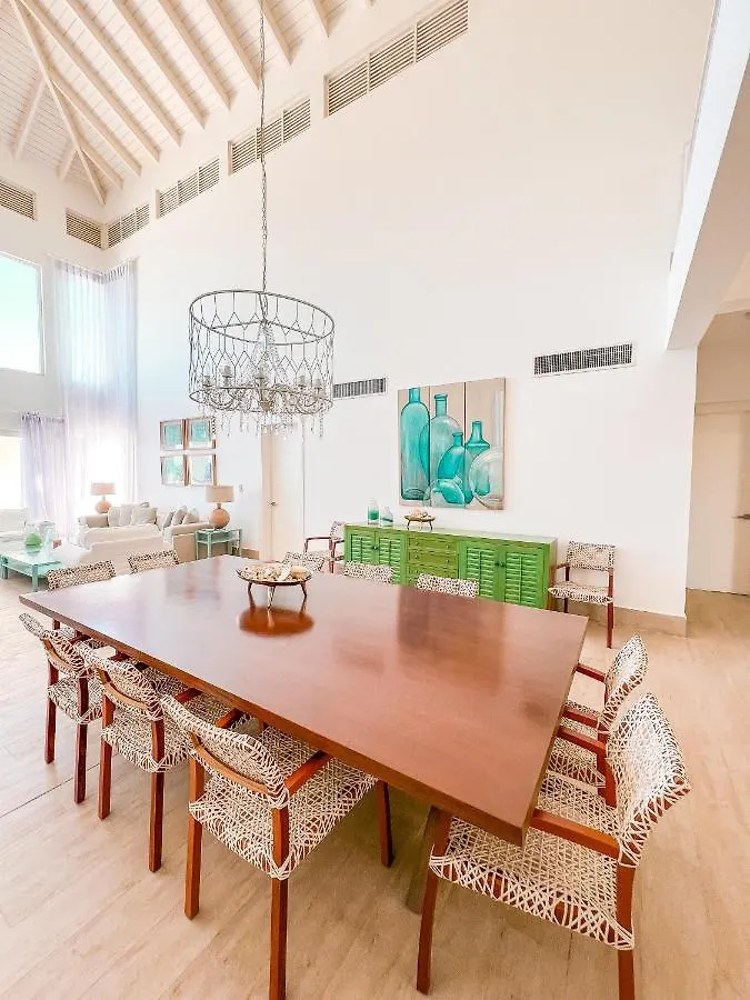 Peninsula Esmeralda Luxury Villas 普拉塔港