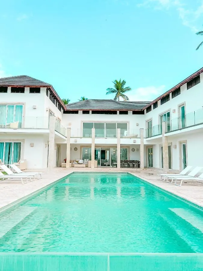 Peninsula Esmeralda Luxury Villas 普拉塔港