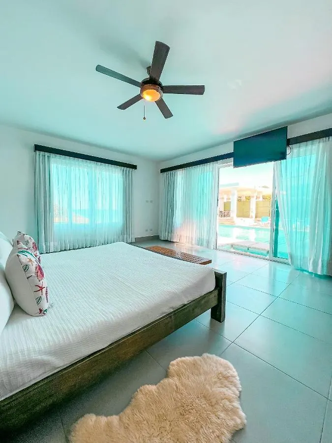Peninsula Esmeralda Luxury Villas 普拉塔港